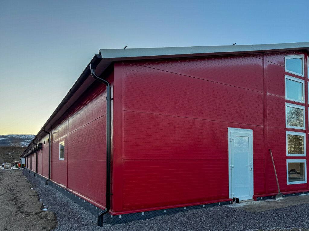 Rugegghus hos Tom Erik Klevmo Saur. Snåsa, desember 2025