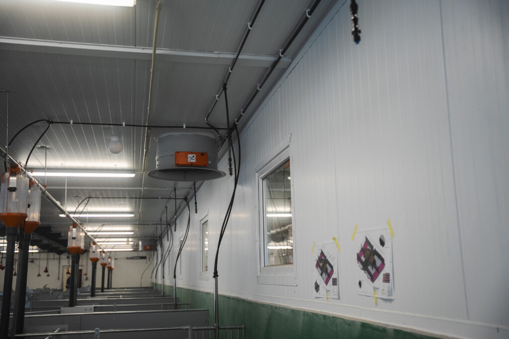 Sandwichvegg mellom de to FT-30 avdelingene