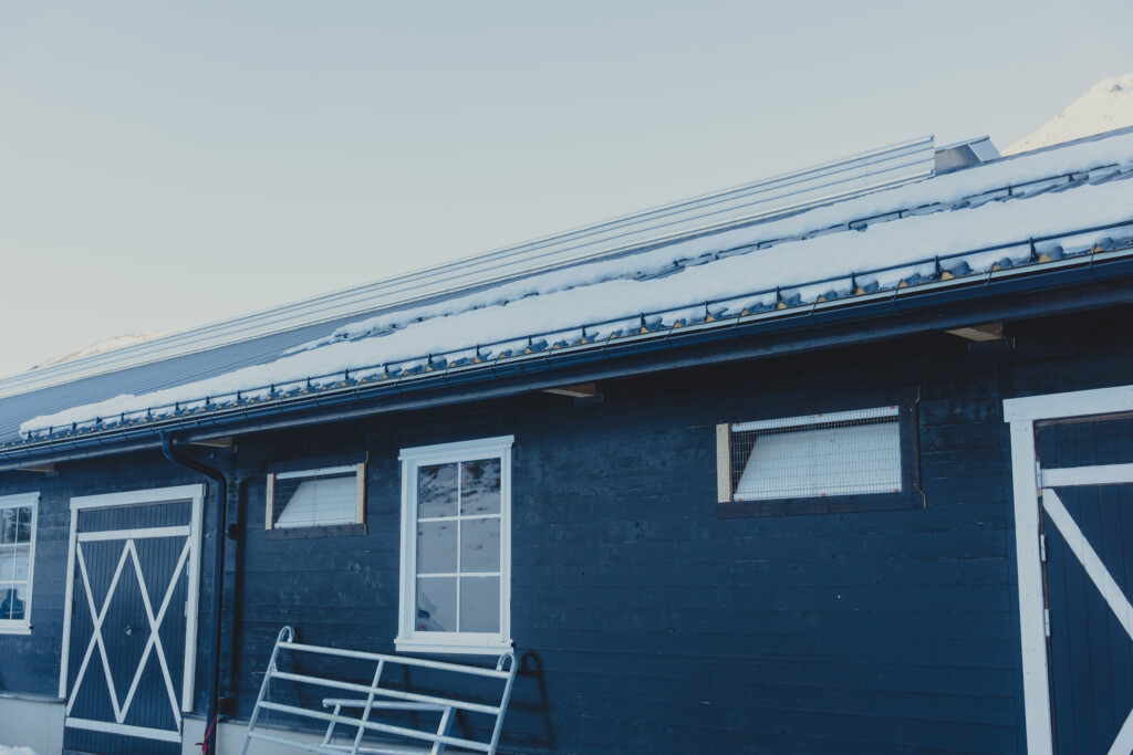 Hybrid ventilasjon med store veggventiler. Sander Rem Haugen, Knut Inge Haugen og Tonje Rem. Ørsta, 2026