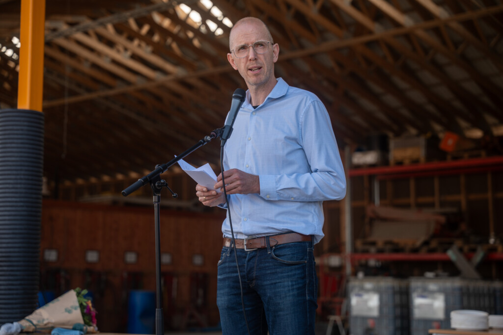 daglig leder Kjartan Åsebø på Val skoler